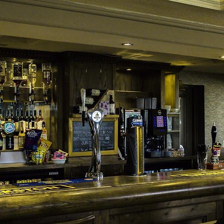 King Alfred Hotel Barrow-in-Furness Extérieur photo