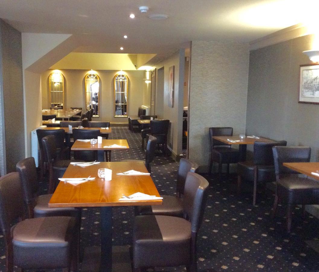 King Alfred Hotel Barrow-in-Furness Extérieur photo